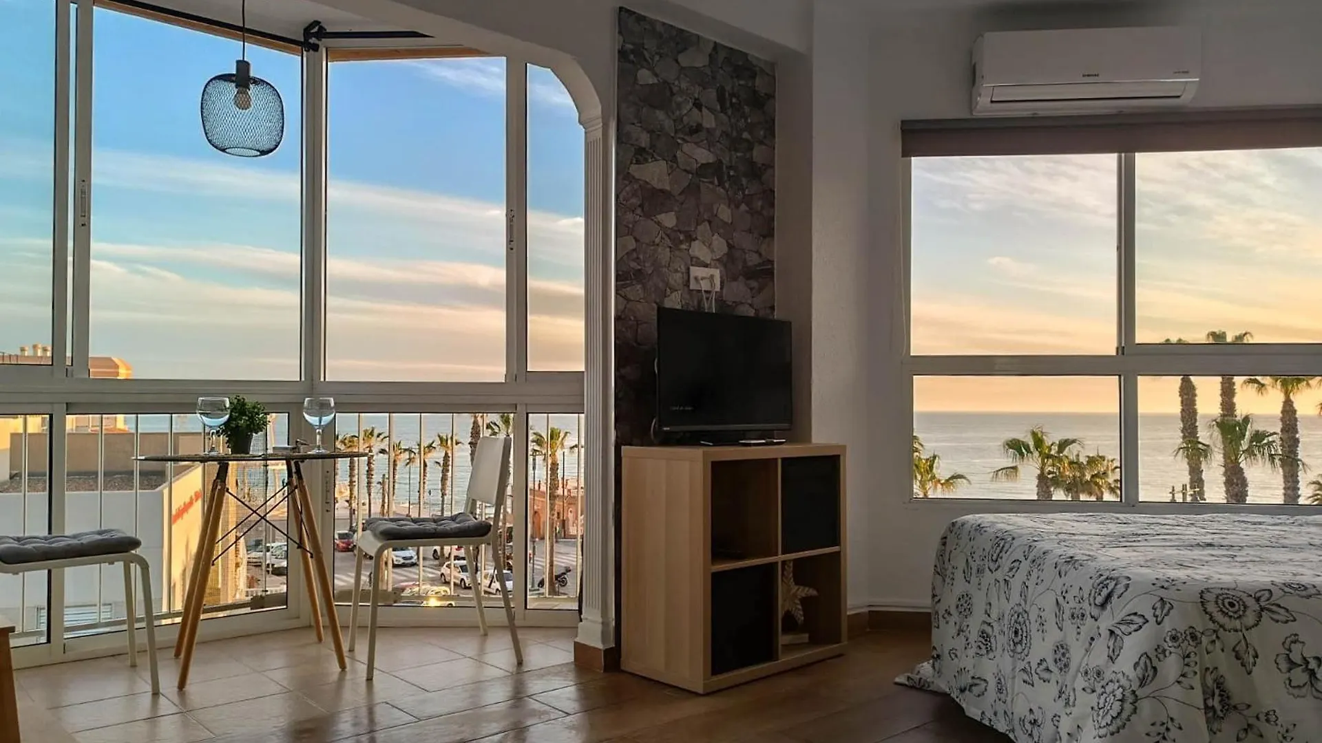 Ruselo 308. Loft En Paseo Maritimo De Torrox Costa Apartment Spain