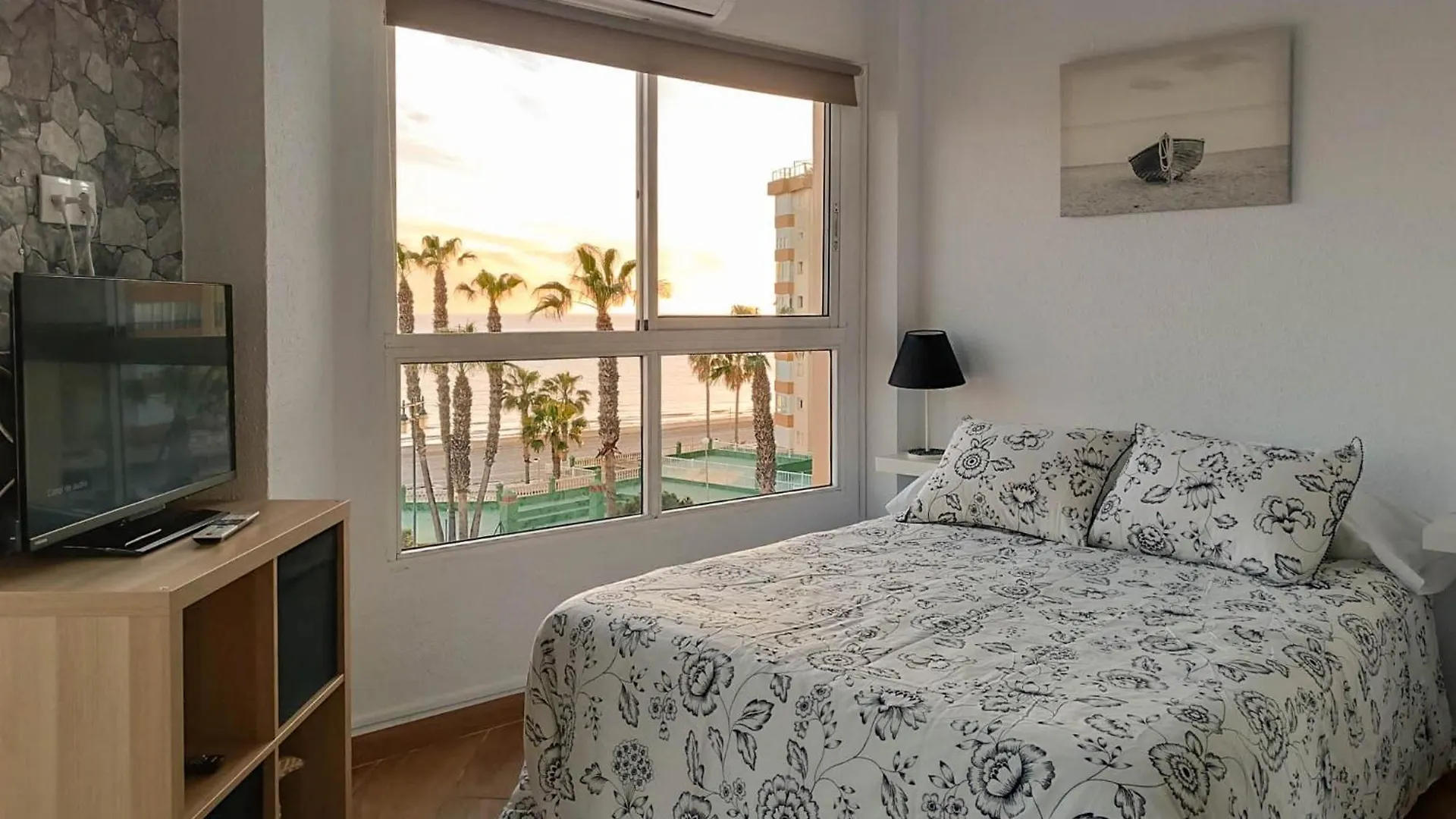 Ruselo 308. Loft En Paseo Maritimo De Torrox Costa Apartment