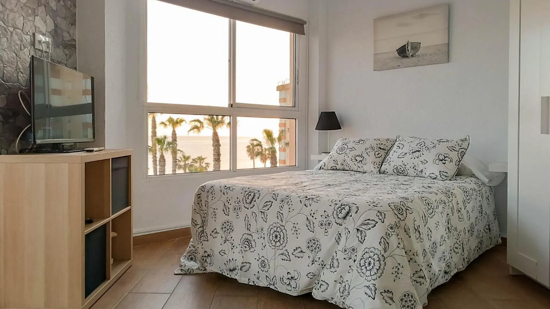 Ruselo 308. Loft En Paseo Maritimo De Torrox Costa Apartment